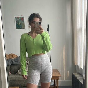 Cropped green long sleeve